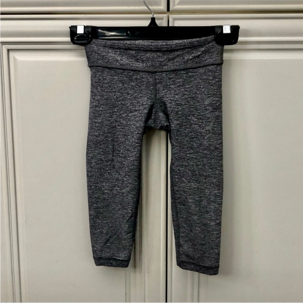 SIZE 6 - Reversible Ivivva by Lululemon girls crop leggings
